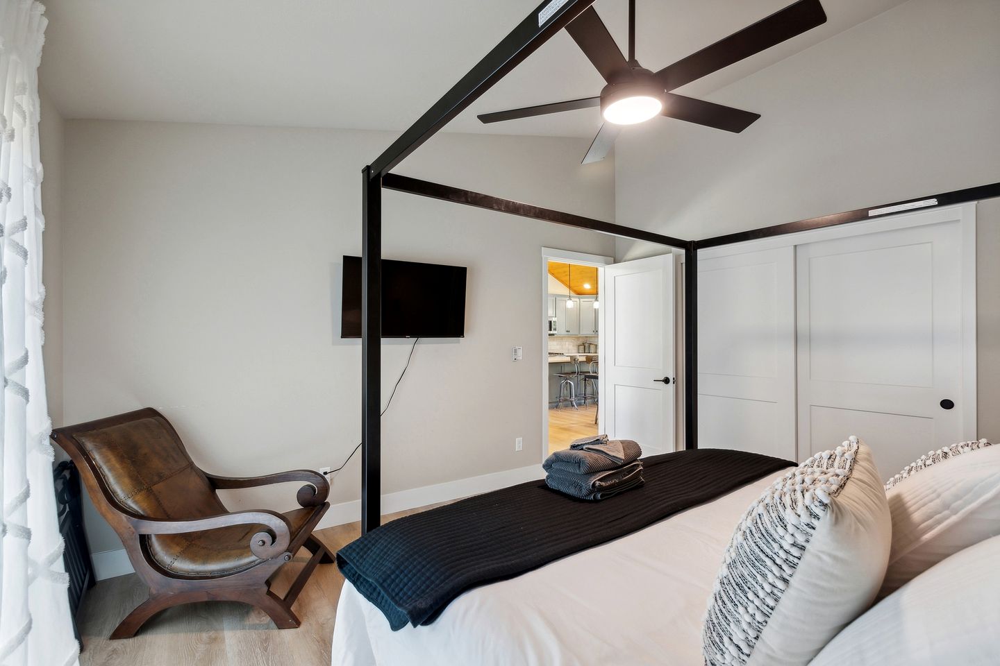 Secluded Cabin Settled in the Middle of the Forest in Arnold, California