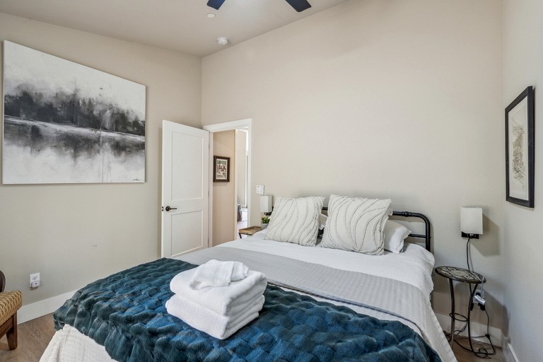 Cabins (United States of America, Arnold, California)