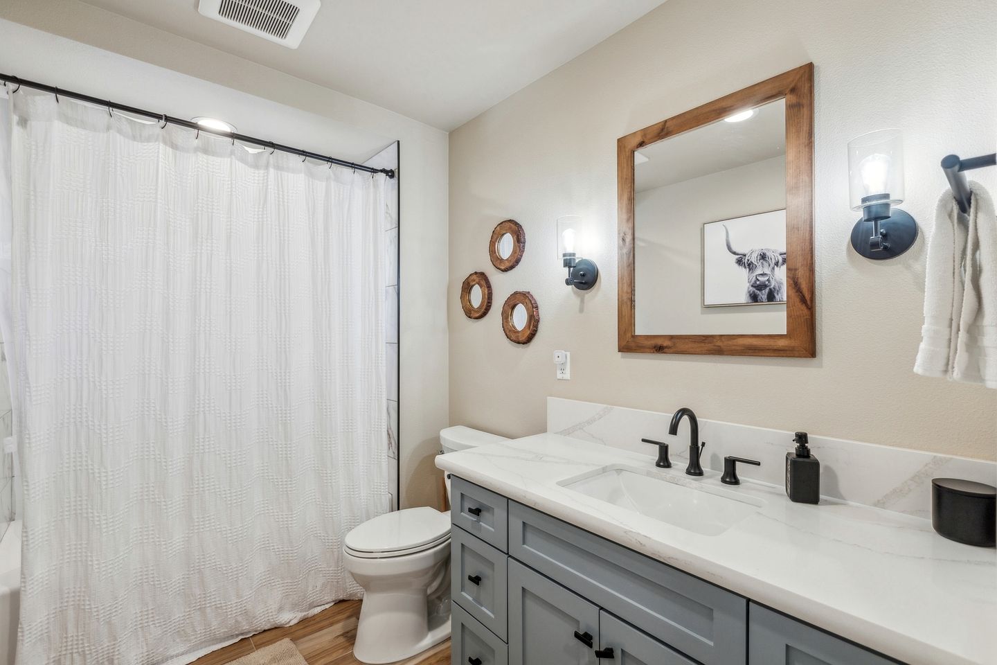 Secluded Cabin Settled in the Middle of the Forest in Arnold, California