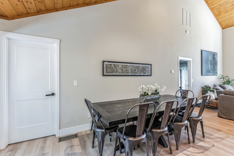 Cabins (United States of America, Arnold, California)