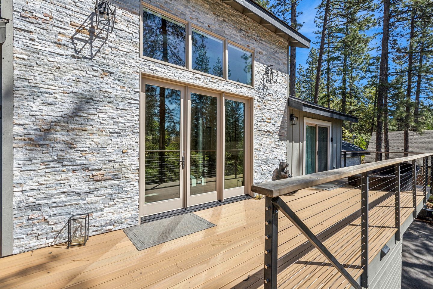 Secluded Cabin Settled in the Middle of the Forest in Arnold, California