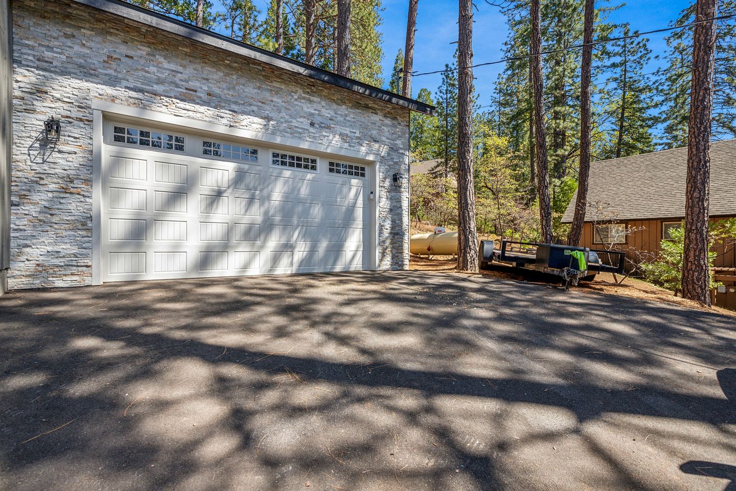 Secluded Cabin Settled in the Middle of the Forest in Arnold, California