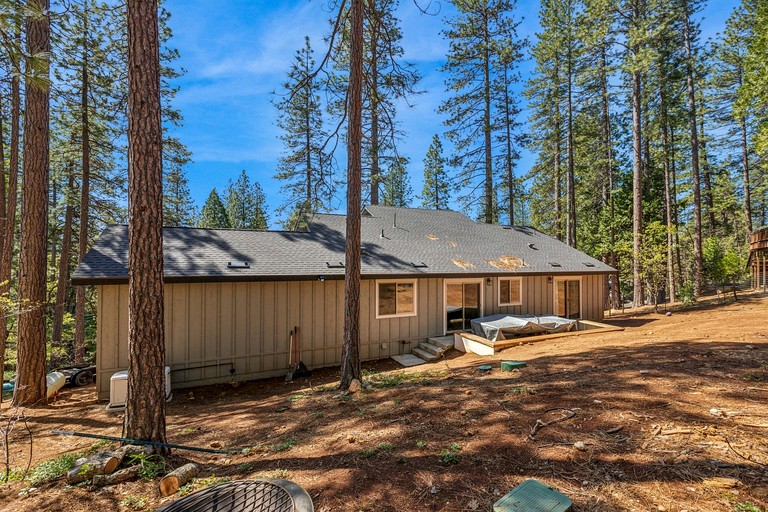 Cabins (United States of America, Arnold, California)