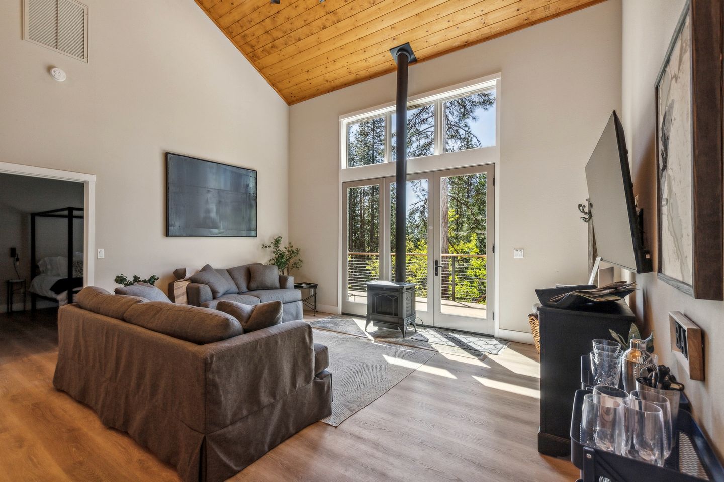 Secluded Cabin Settled in the Middle of the Forest in Arnold, California