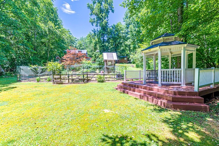 Cabins (United States of America, Cleveland, Georgia)
