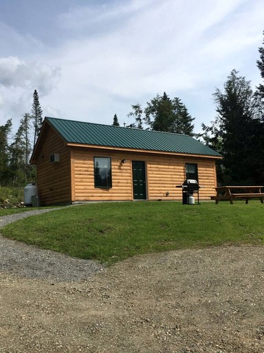 Cabins (United States of America, Hyde Park, Vermont)