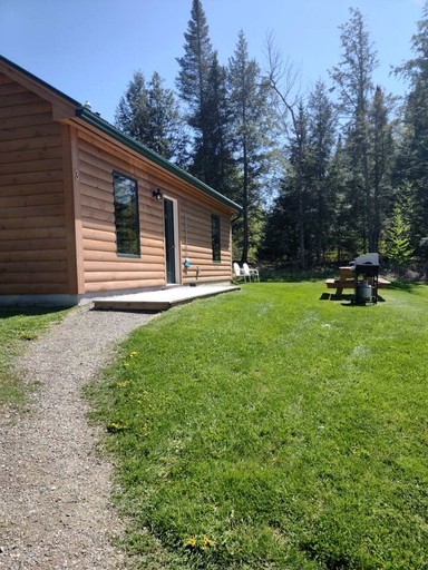 Cabins (United States of America, Hyde Park, Vermont)