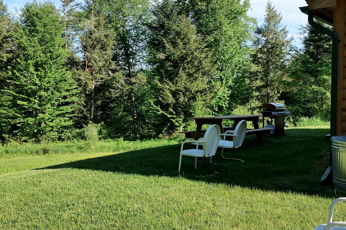 Serene Country Cabins 3 in Hyde Park, VT