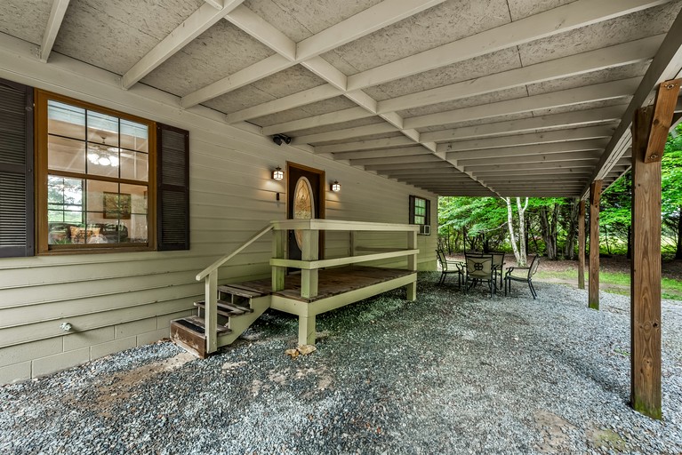Cabins (United States of America, Mentone, Alabama)
