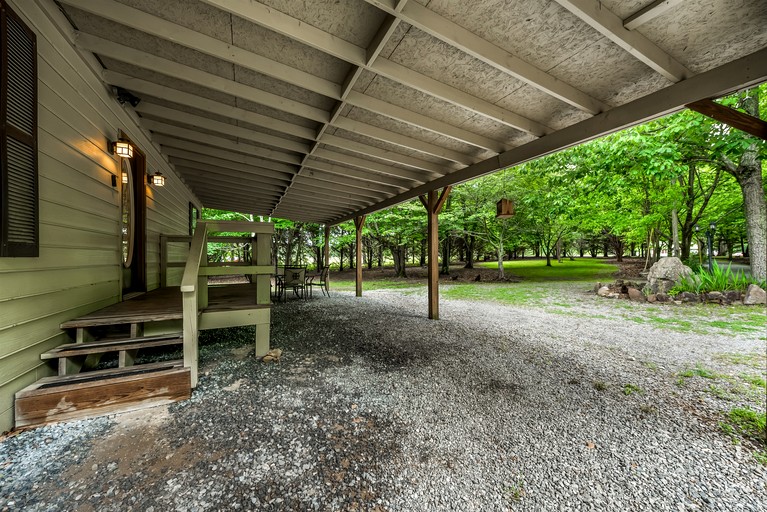 Cabins (United States of America, Mentone, Alabama)