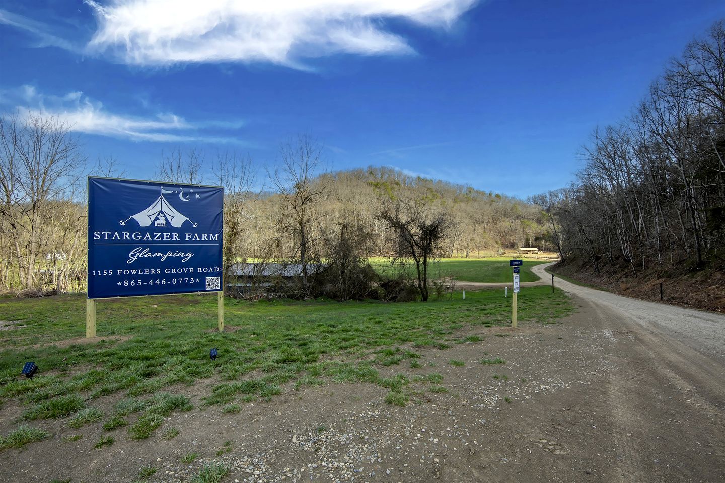 Serene Creekside Safari Tent Retreat near Smoky Mountain in Tennessee