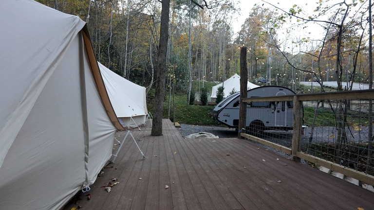 Bell Tents (United States of America, Waynesville, North Carolina)