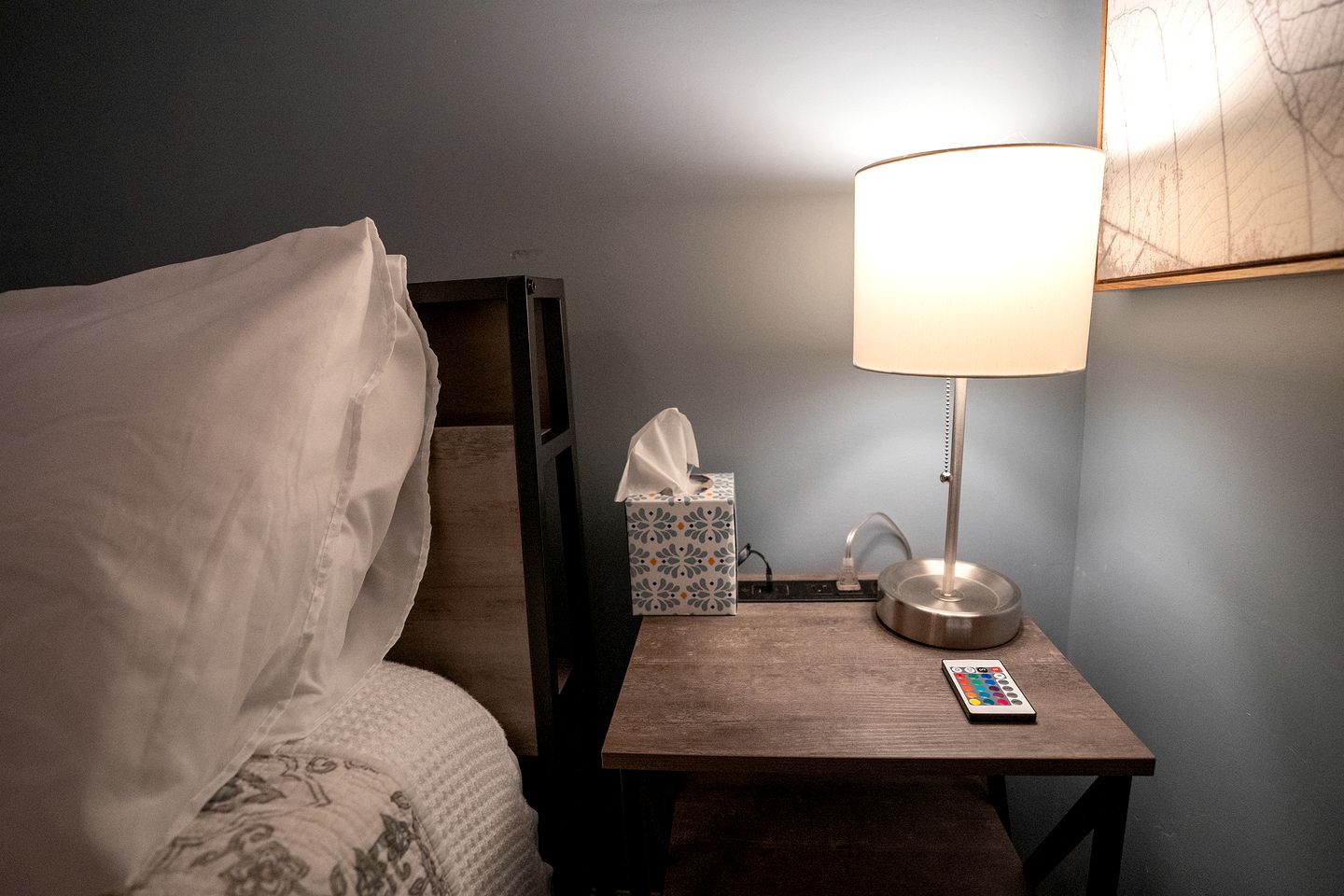 Serene Loft Cabin with Outdoor Grill and Fire Pit in Creal Springs, Illinois