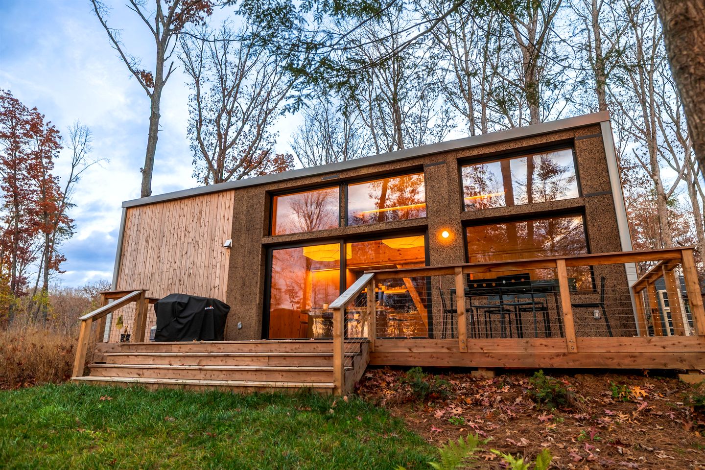 Serene Modern Tiny Home with Fiery Gizzard Reservoir Views Near Tracy City | Tennessee