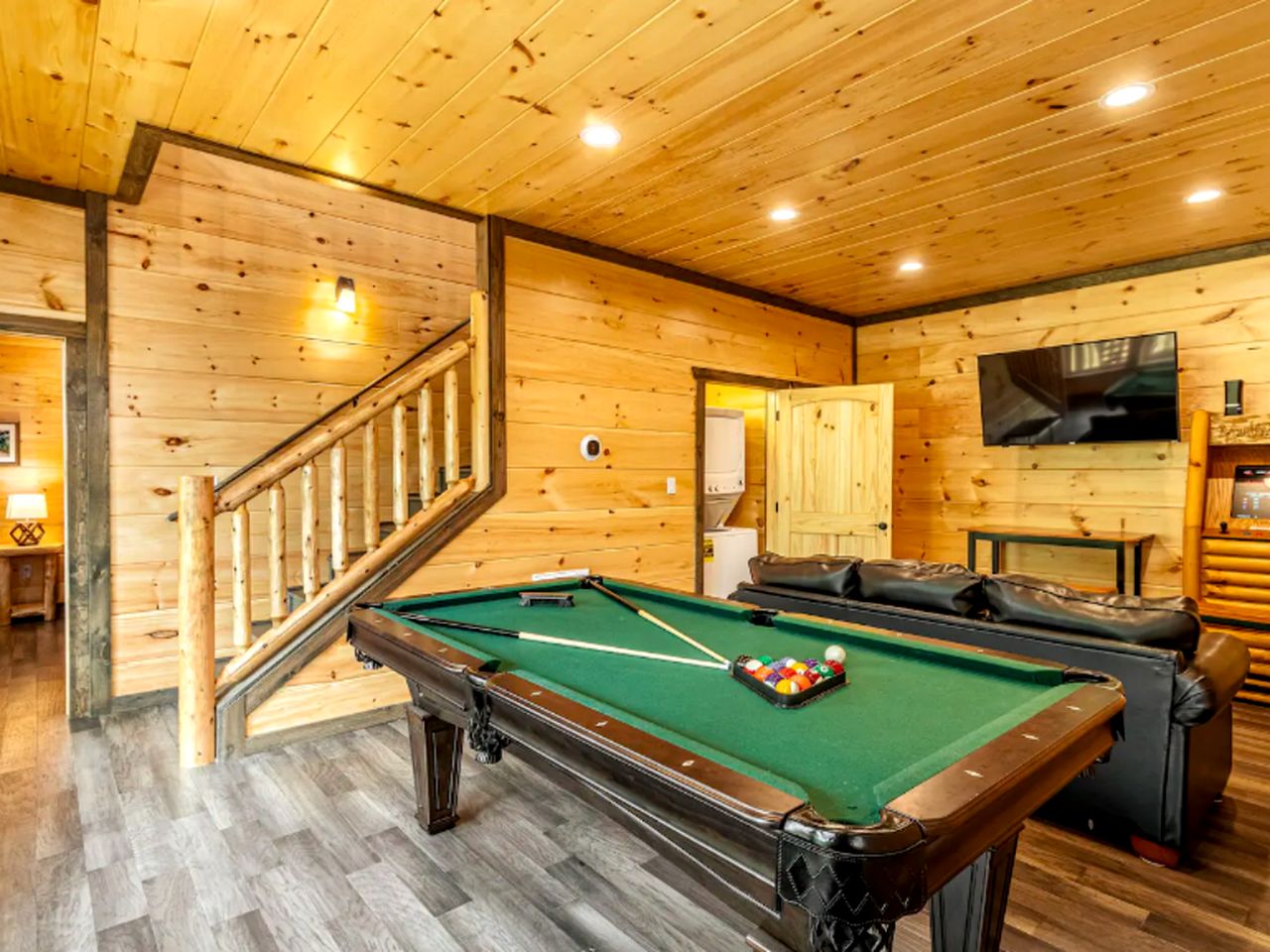 Spectacular Gatlinburg Cabin with Hot Tub & EV Charger near Great Smoky Mountains, Tennessee