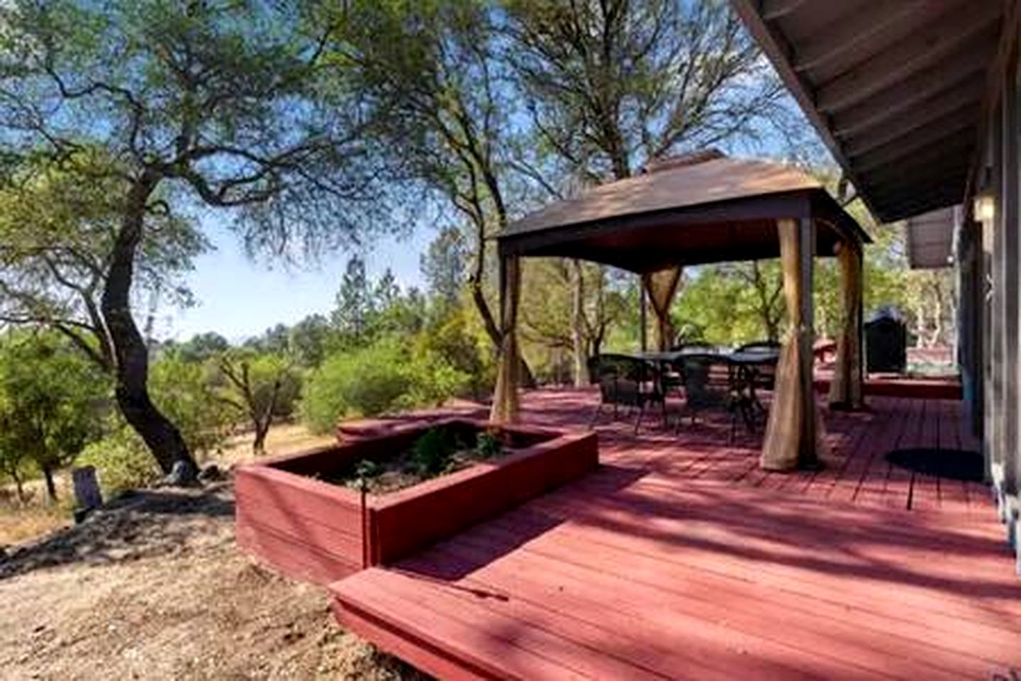 Your Perfect Getaway in Rough and Ready, CA