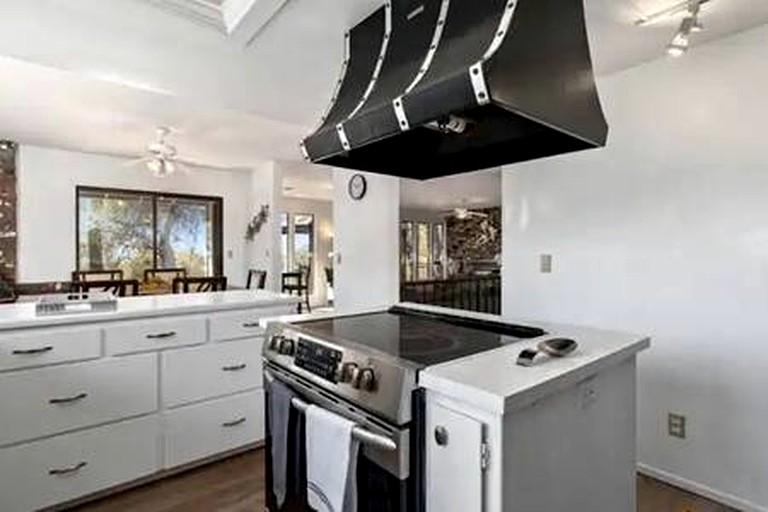 Vacation Rentals (United States of America, Rough and Ready, California)