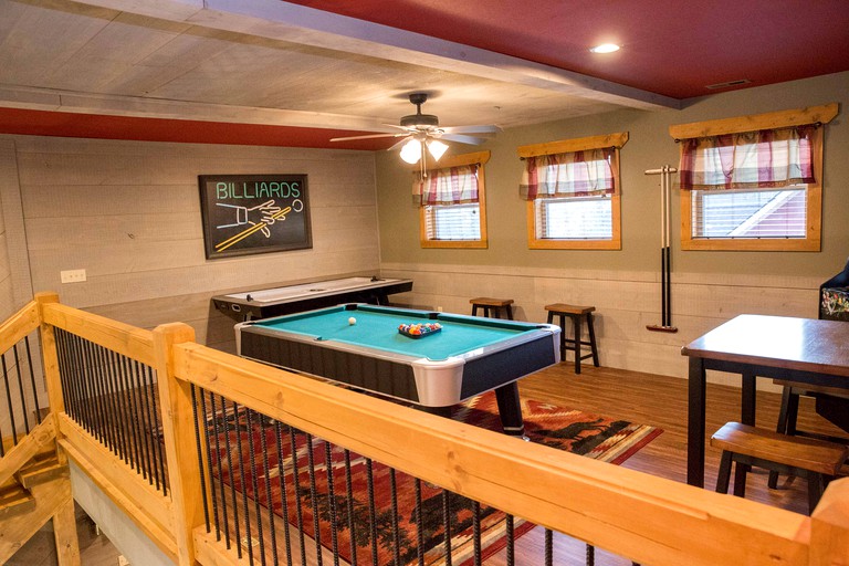 Cabins (United States of America, Gatlinburg, Tennessee)