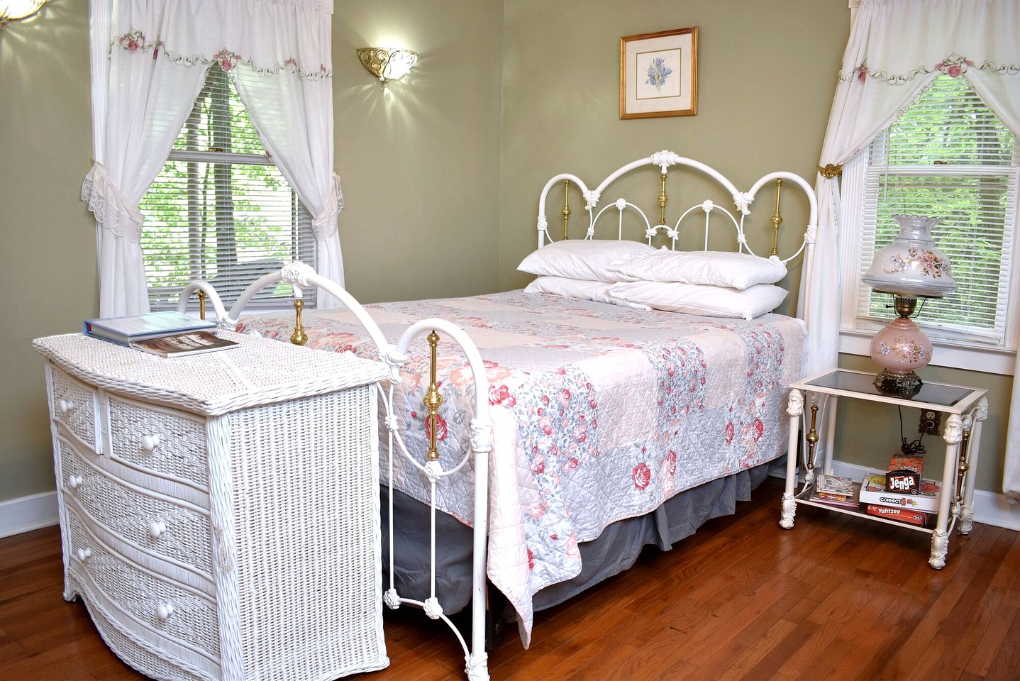 Serene and Pet Friendly Woodland Cottage, Nestled in the Blue Ridge Mountains of Georgia