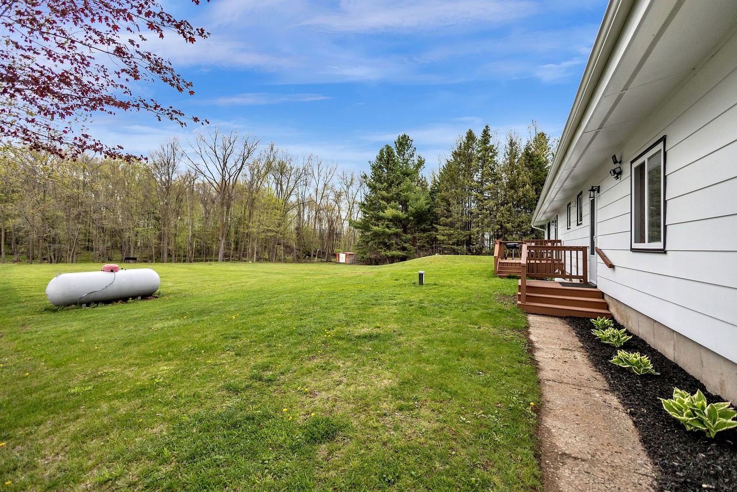 Serene Riverside Retreat with Air Hockey and Pool Table in Little Suamico, Wisconsin