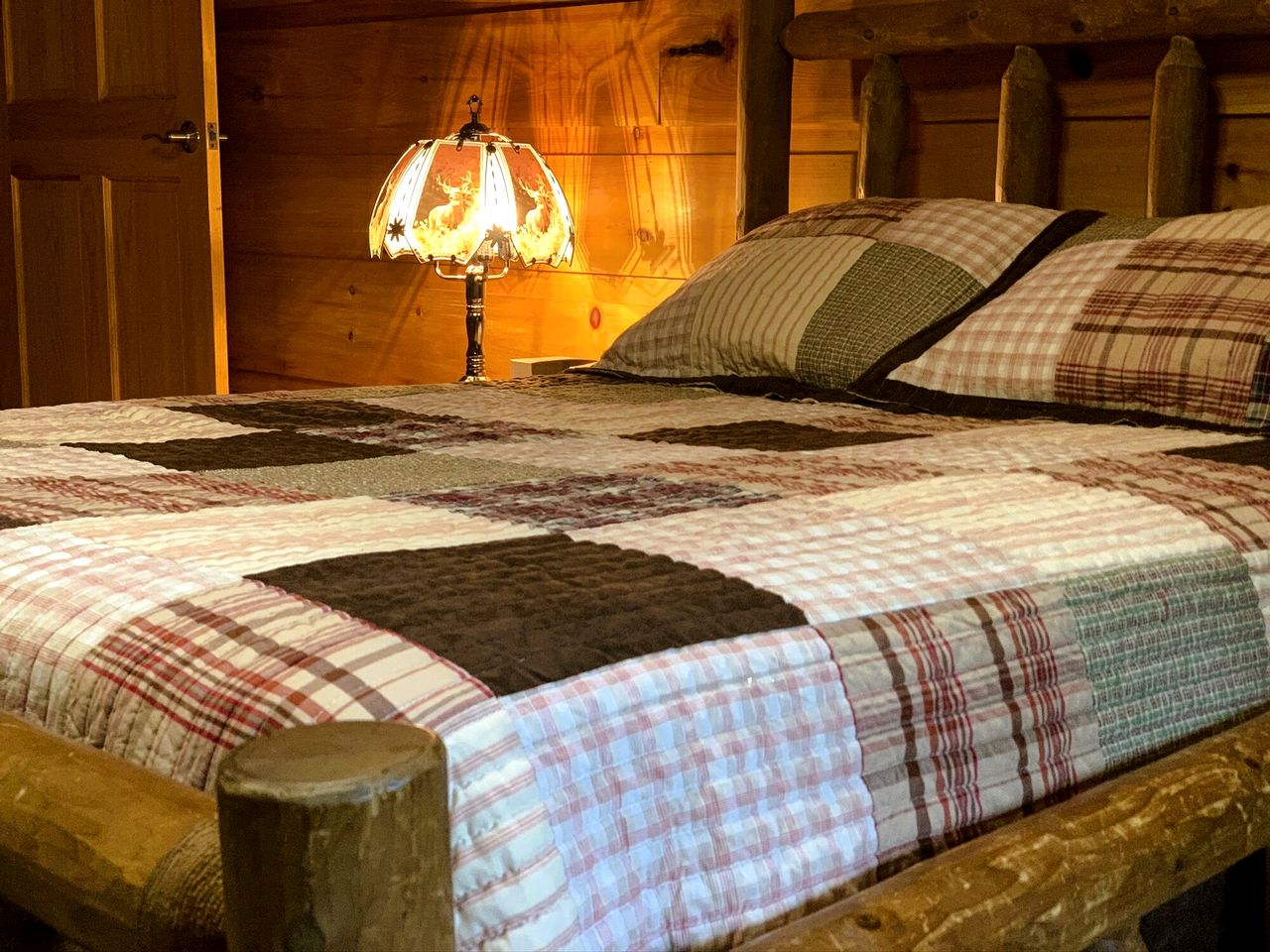 Serene Room Rental Perfect for a Tranquil Escape in West Virginia