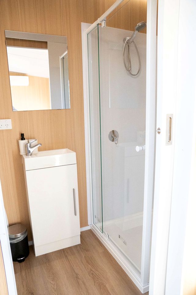 Serene Tiny Home Retreat with Wildlife Farm Stay Near Hervey Bay, Queensland