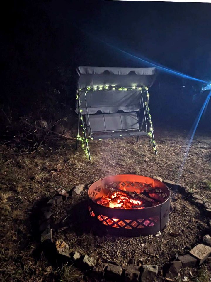 Serene Tiny Home Retreat with Wildlife Farm Stay Near Hervey Bay, Queensland