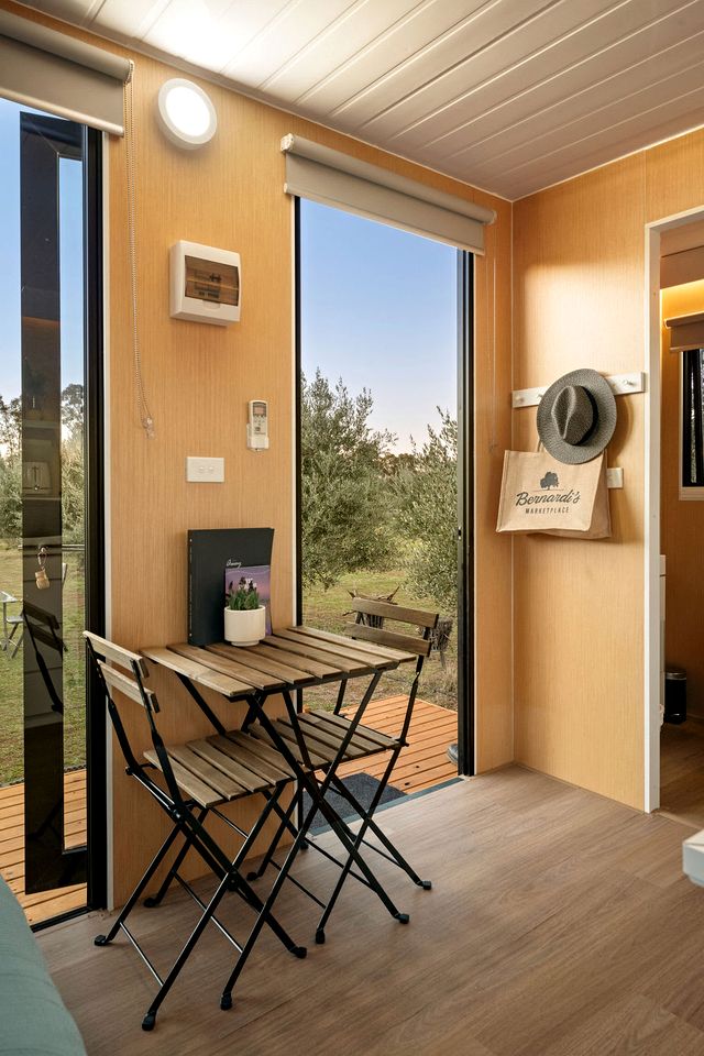 Serene Tiny House with Amazing Countryside Landscapes in New South Wales