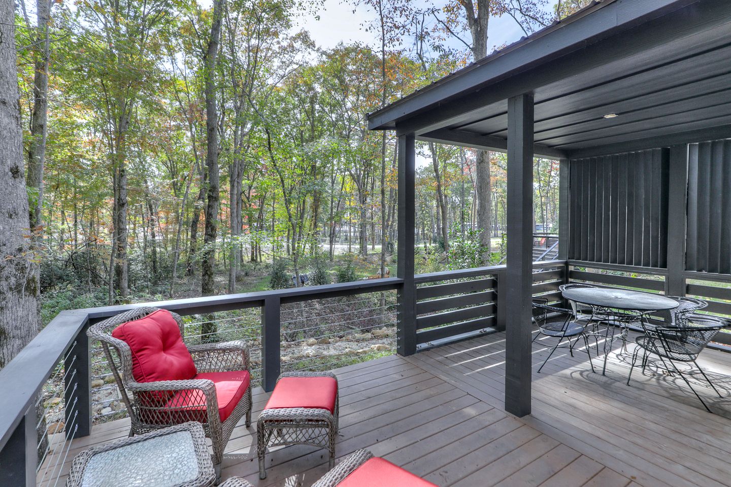 Serene Tiny Retreat with Amazing Hiking Trails in Tennessee