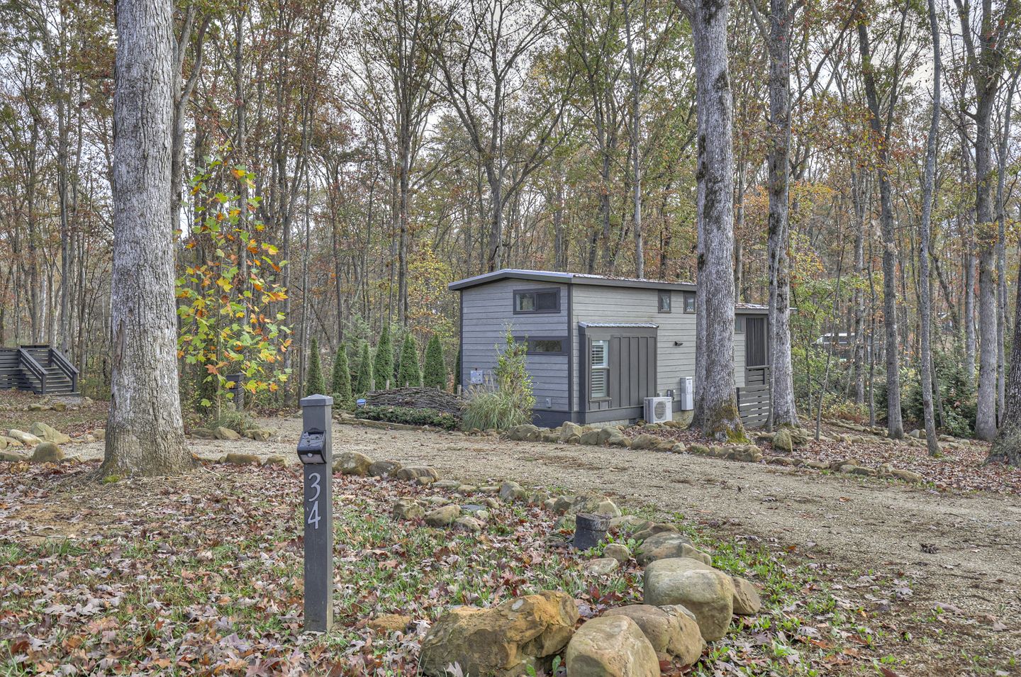 Serene Tiny Retreat with Amazing Hiking Trails in Tennessee