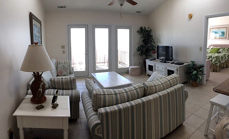 Beach Houses (Holden Beach, North Carolina, United States)