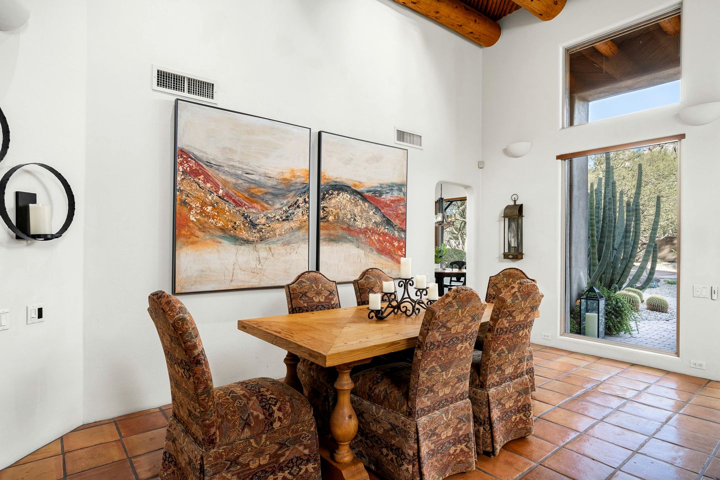 Serene Desert Villa with Private Garden and Hot Tub, Perfect for a Weekend Escape from Phoenix