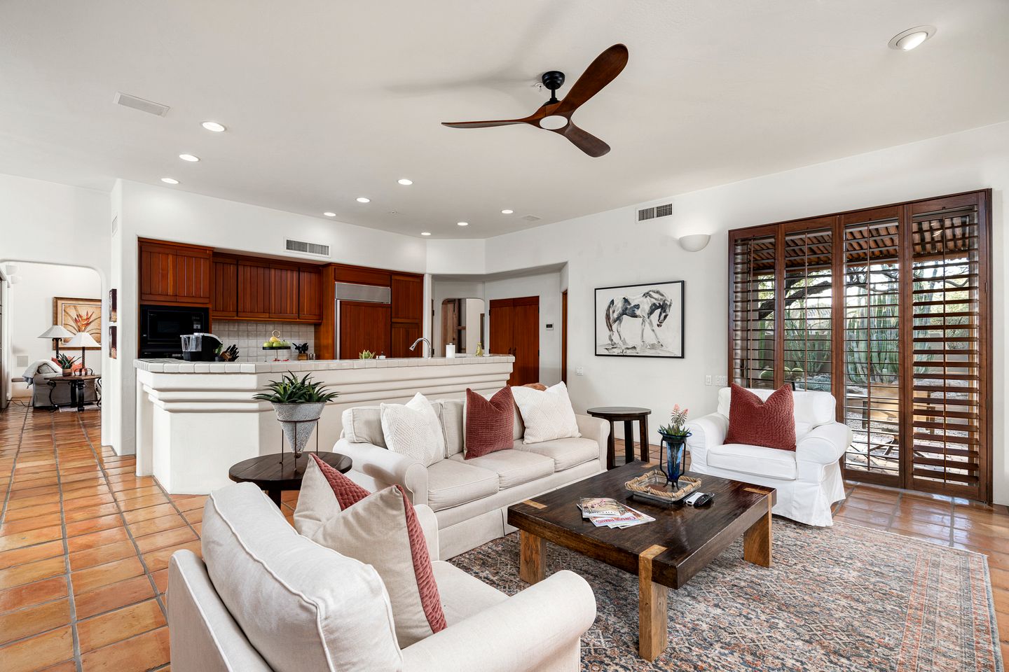 Serene Desert Villa with Private Garden and Hot Tub, Perfect for a Weekend Escape from Phoenix