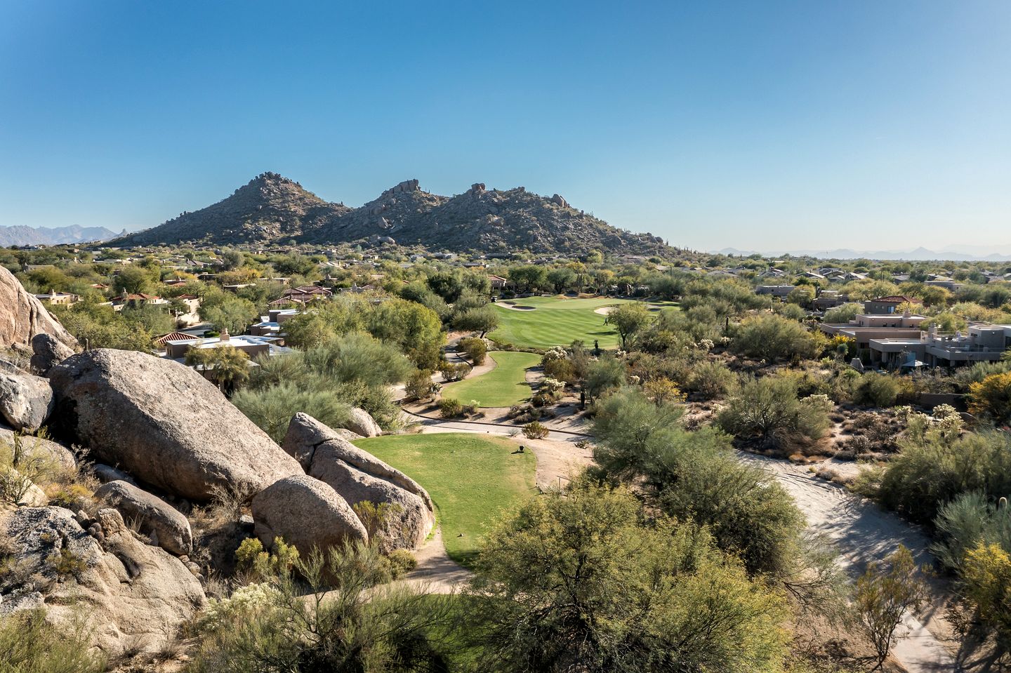 Serene Desert Villa with Private Garden and Hot Tub, Perfect for a Weekend Escape from Phoenix