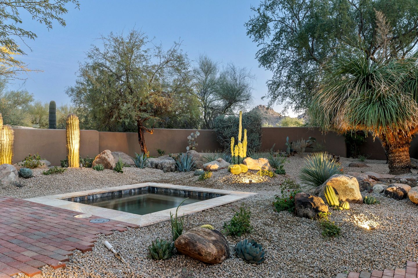 Serene Desert Villa with Private Garden and Hot Tub, Perfect for a Weekend Escape from Phoenix