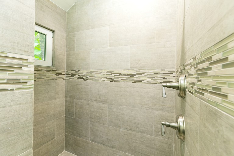 Beach Houses (Roatan, Islas de la Bahía, Honduras)