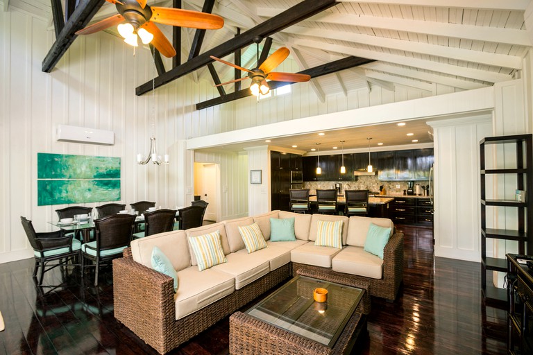 Beach Houses (Roatan, Islas de la Bahía, Honduras)