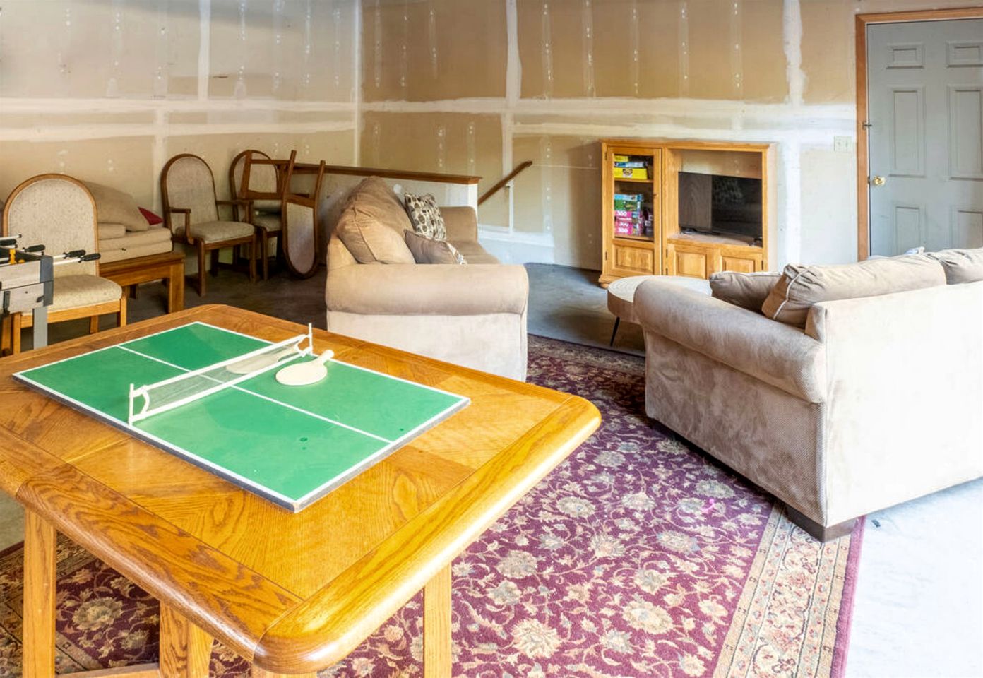 Enjoyable Cabin with Fireplace and Foosball in Twain Harte, California
