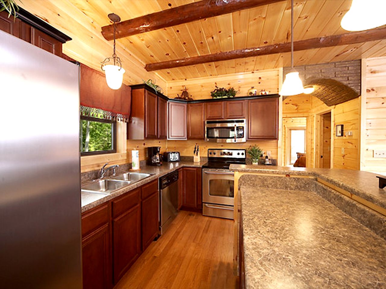 Fantastic Cabin Rental with a Games Room for Family Getaways in the Smokies