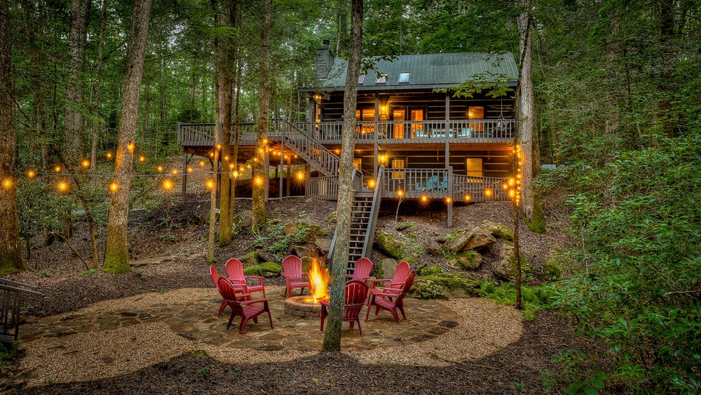 RU Serenity Lodge on the Creek Pet Friendly Creek Front Hot Tub