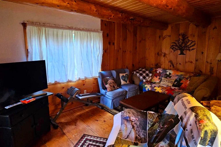 Cabins (United States of America, Greenville, Maine)