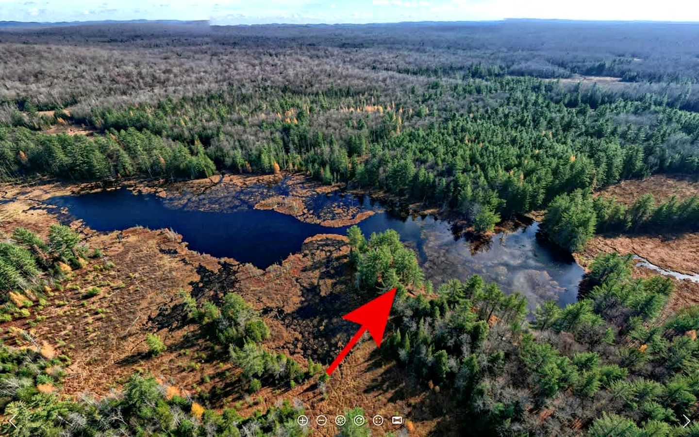 Secluded Luxury Dome with Private Pond & Kayaks near Tug Hill Vineyards, Upstate NY