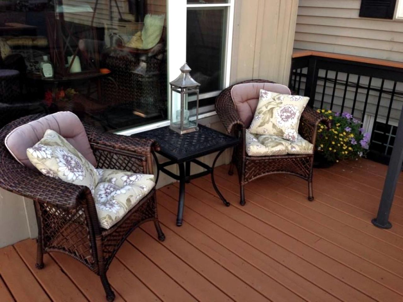 Elegant Getaway with Peaceful Farm Views at Bed and Breakfast in Ancaster, Ontario