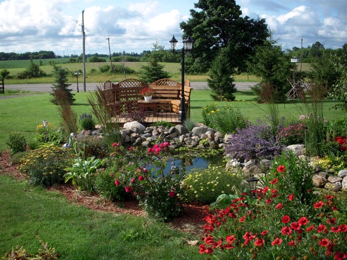 Nature Lodges (Ancaster, Ontario, Canada)