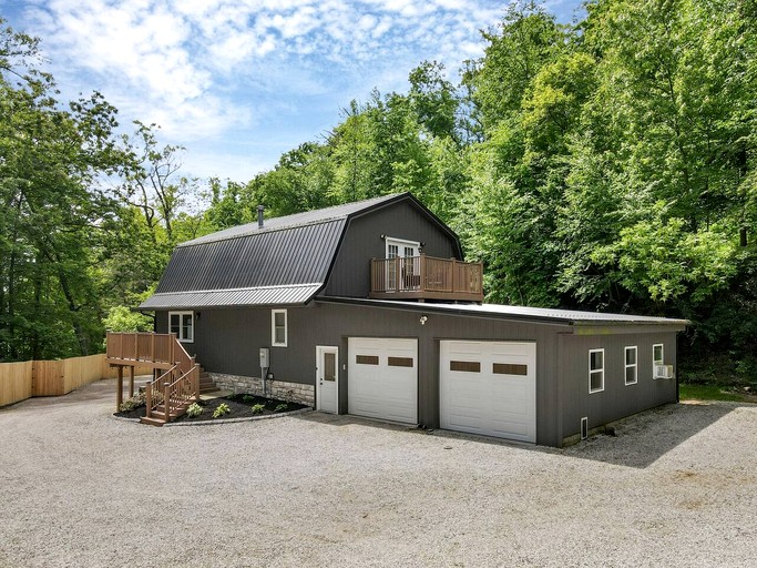 Cabins (United States of America, Sugar Grove, Ohio)