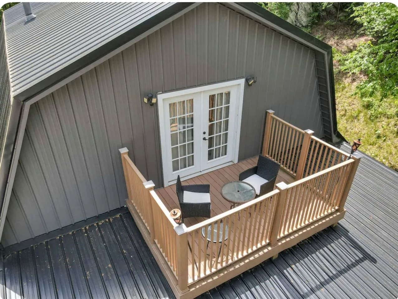 Luxurious Cabin Retreat with Pickleball Court & Hot Tub near Hocking Hills, Sugar Grove OH