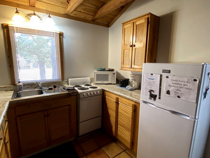 Cabins (United States of America, San Miguel County, New Mexico)