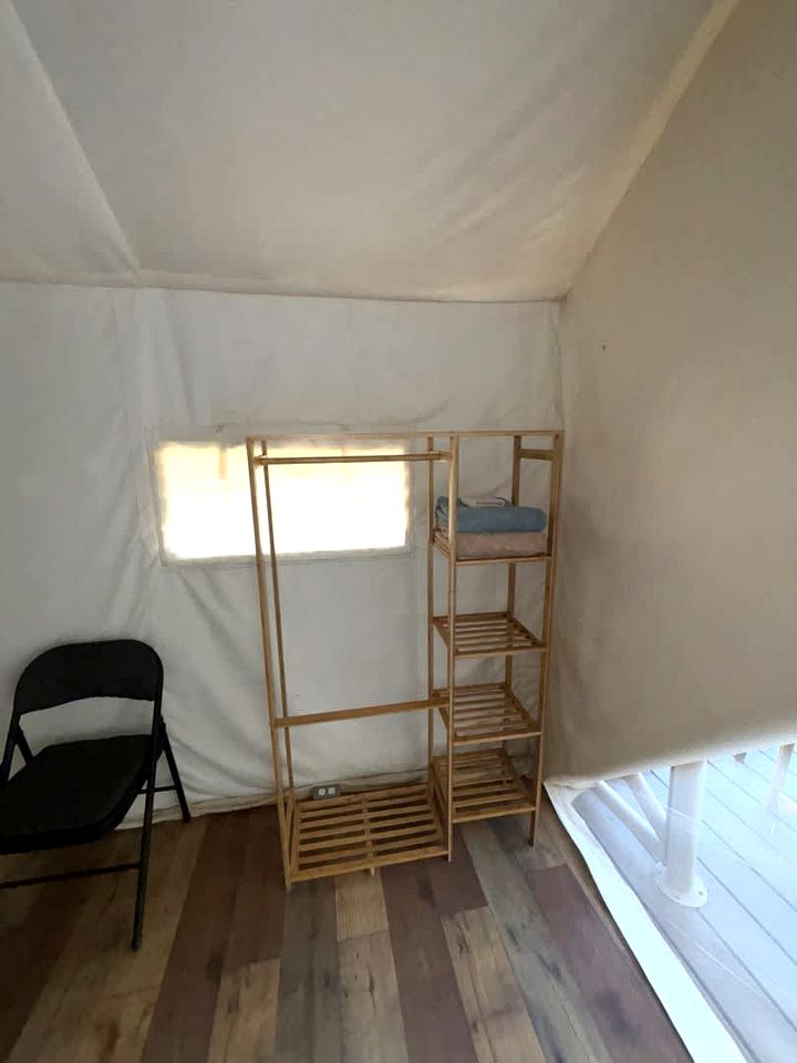 Relaxing Glamping Tent Retreat with Cozy Comforts Near Denison, Texas