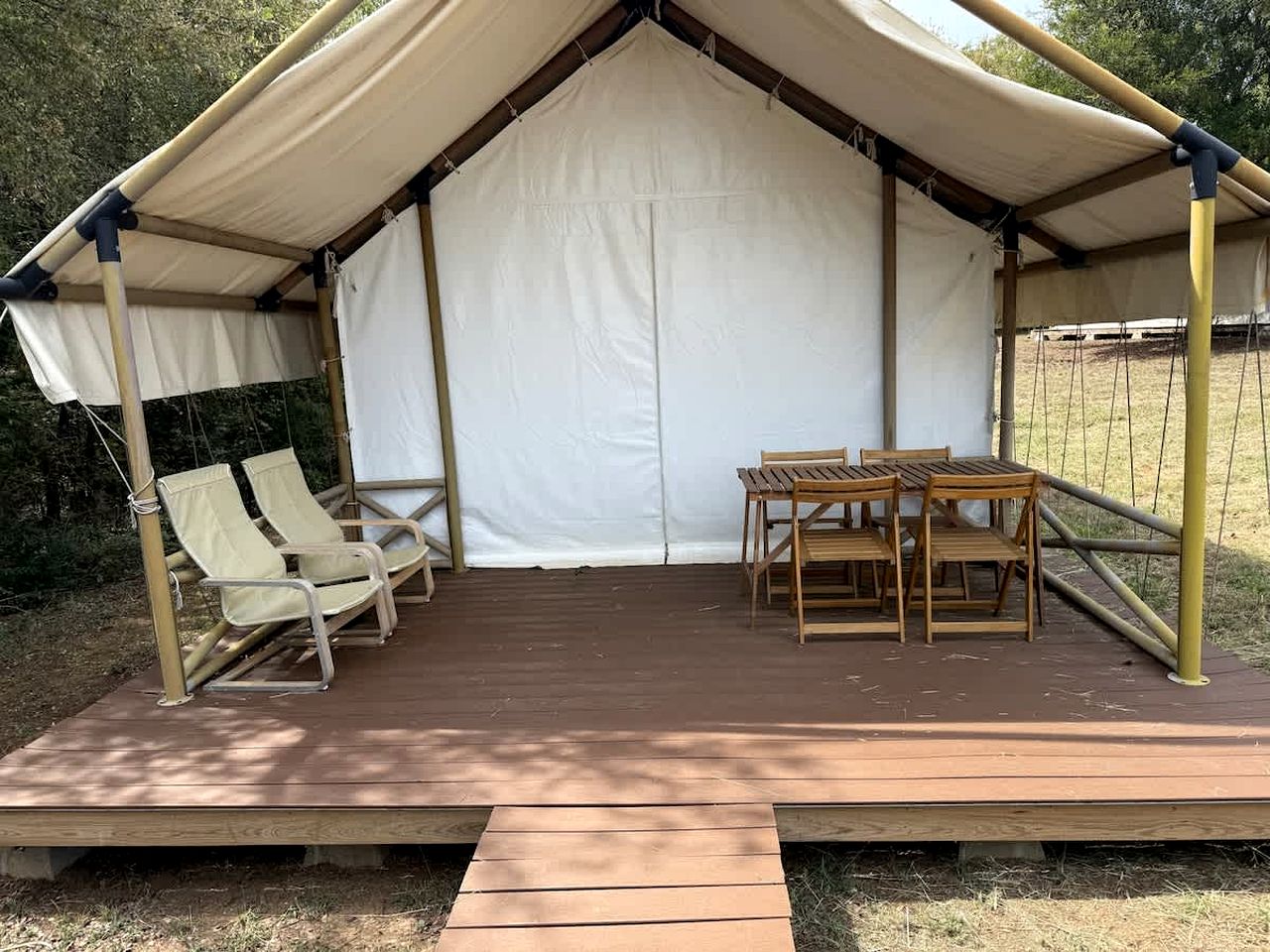 Peaceful Glamping Tent with Fire Pit & BBQ Grill Near Lake Texoma, Denison, Texas