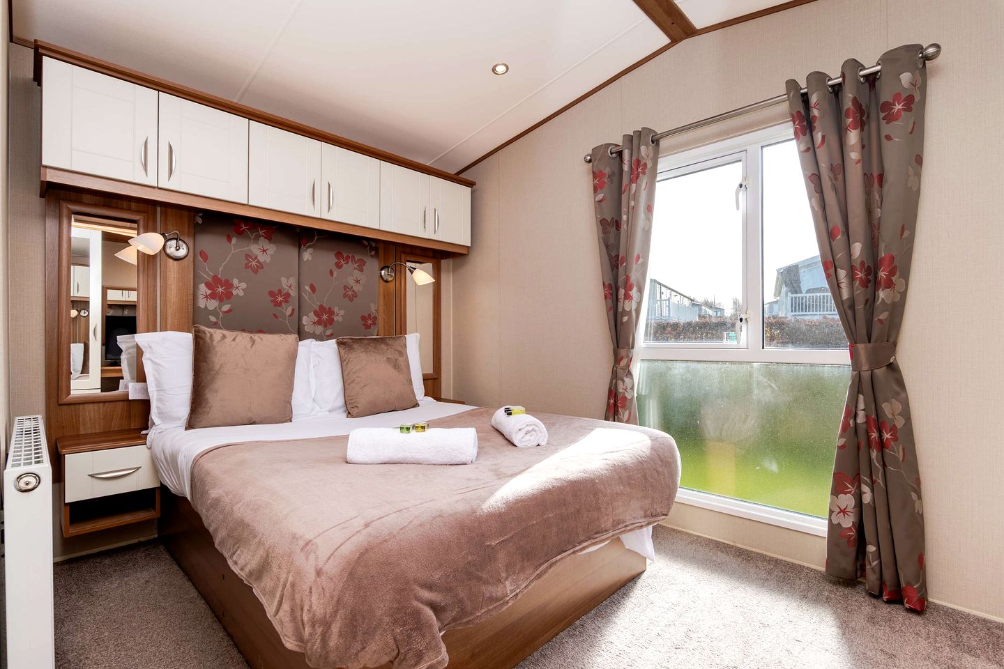 Relaxing Caravan Retreat with Family-Friendly Facilities in Scotland, United Kingdom